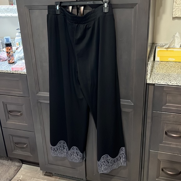 Lounge pants - Picture 2 of 5